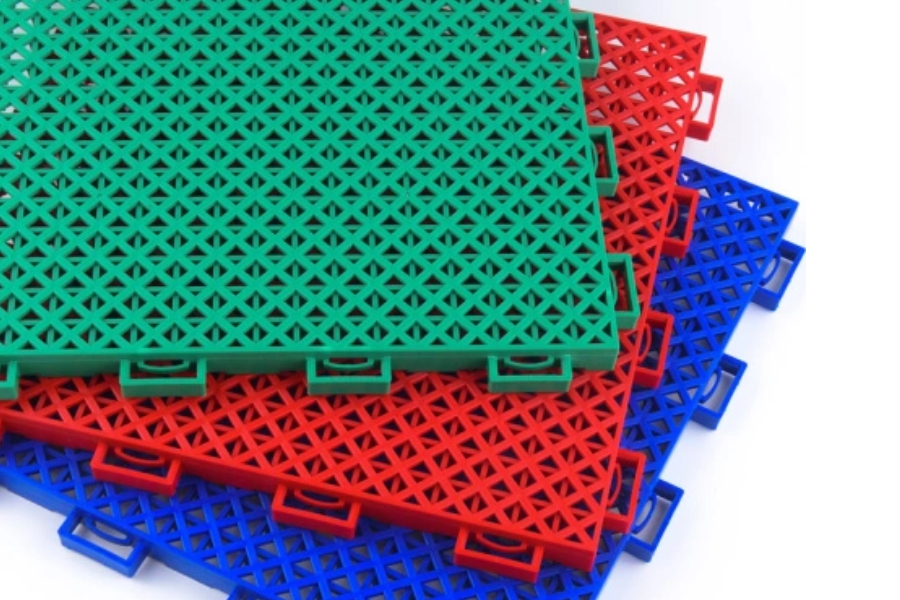 Interlocking PP Tiles